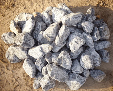 Calcaire bleu : galets déco vieillis Calcaire bleu : galets déco vieillis